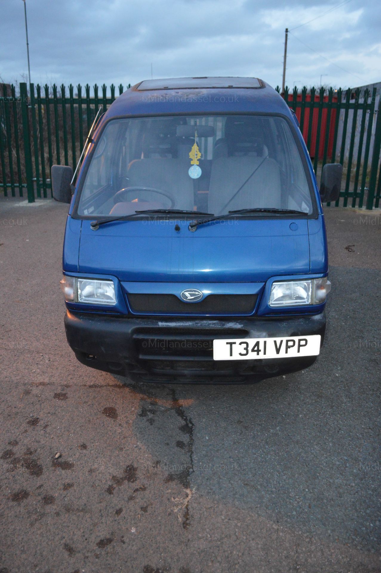 1999/T REG DAIHATSU HI-JET 1300 16V VAN *NO VAT*   DATE OF REGISTRATION: 15th JUNE 1999 MOT: 8th - Image 2 of 12