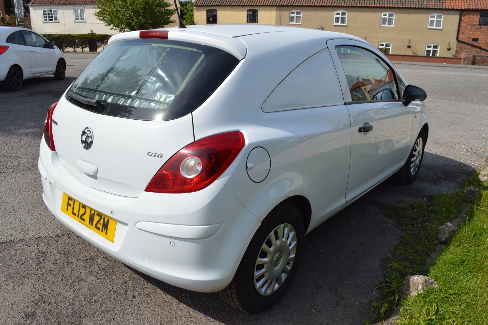 2012/12 REG VAUXHALL CORSA CDTI A/C, SHOWING 1 OWNER - Image 6 of 17