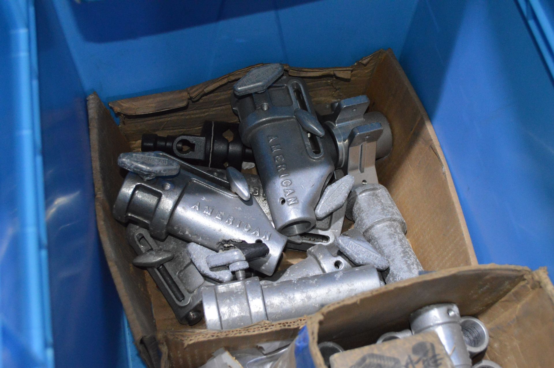 JOB LOT OF VARIOUS ITEMS, INCLUDING STOVE EQUIPMENT, BEE HIVE SMOKERS & LIFE JACKETS ETC. - Image 3 of 14