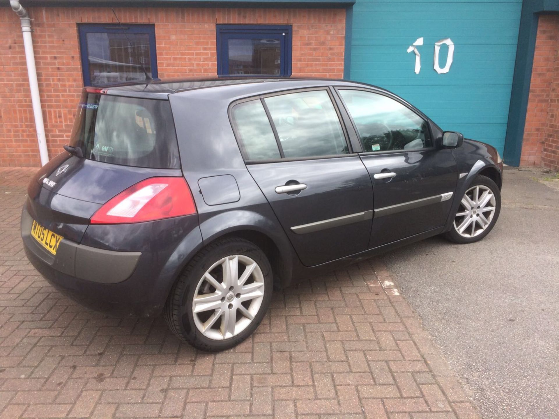 2005/05 REG RENAULT MEGANE DYNAMIQUE VVT AUTOMATIC, 2.0 PETROL - Image 9 of 16