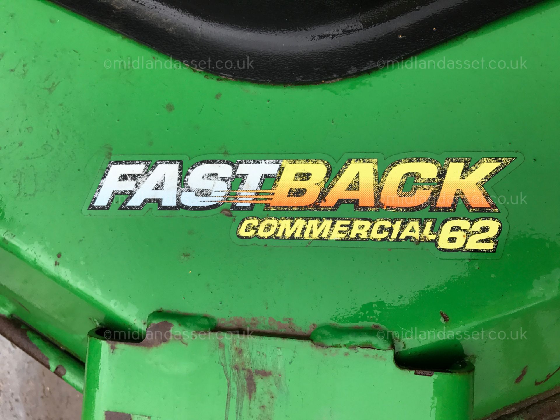 DS - 2008 JOHN DEERE FASTBAC RIDE ON MOWER   YEAR OF MANUFACTURE: 2008 MODEL: 1565 TOTAL PERMISSABLE - Image 3 of 9