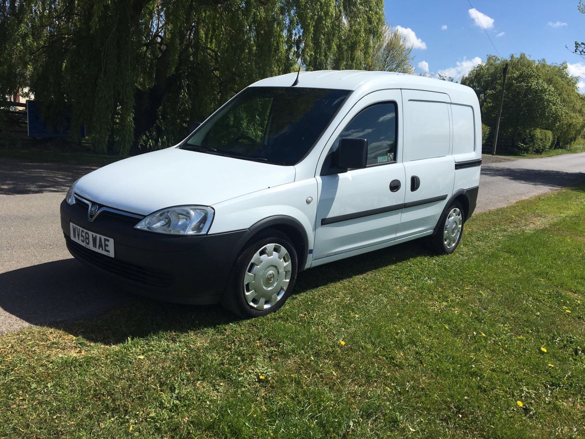 2008/58 REG VAUXHALL COMBO 2000 CDTI, SHOWING 1 OWNER - EX BT - Image 2 of 8