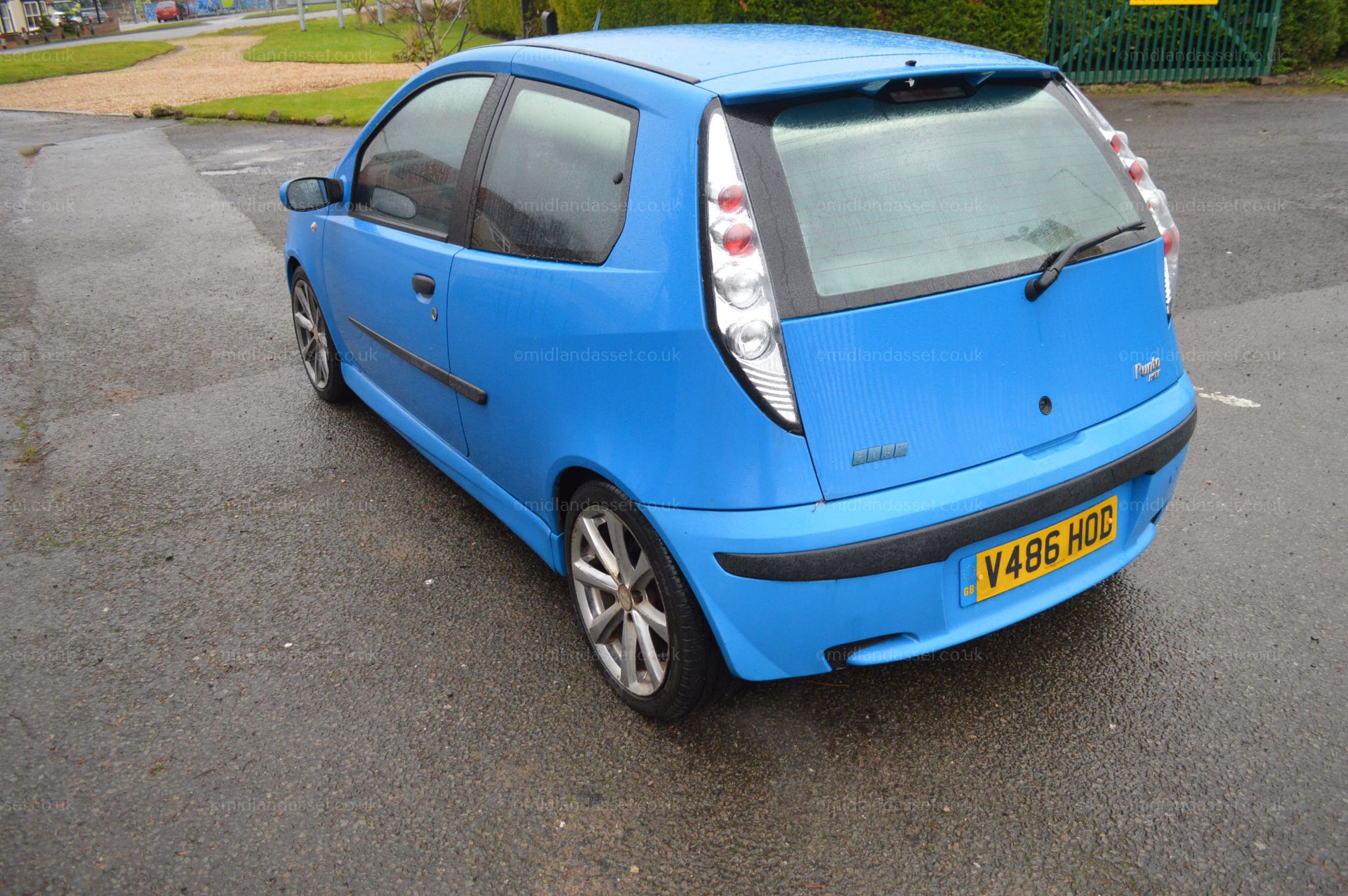 1999/V REG FIAT PUNTO HGT 3 DOOR HATCHBACK *NO VAT*   DATE OF REGISTRATION: 12th NOVEMBER 1999 - Image 4 of 12