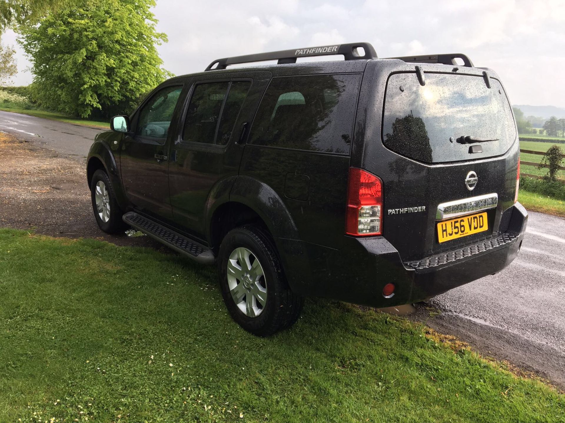 KB - 2006/56 REG NISSAN PATHFINDER AVENTURA DCI AUTOMATIC 7 SEATER    DATE OF REGISTRATION: 6TH - Image 4 of 13