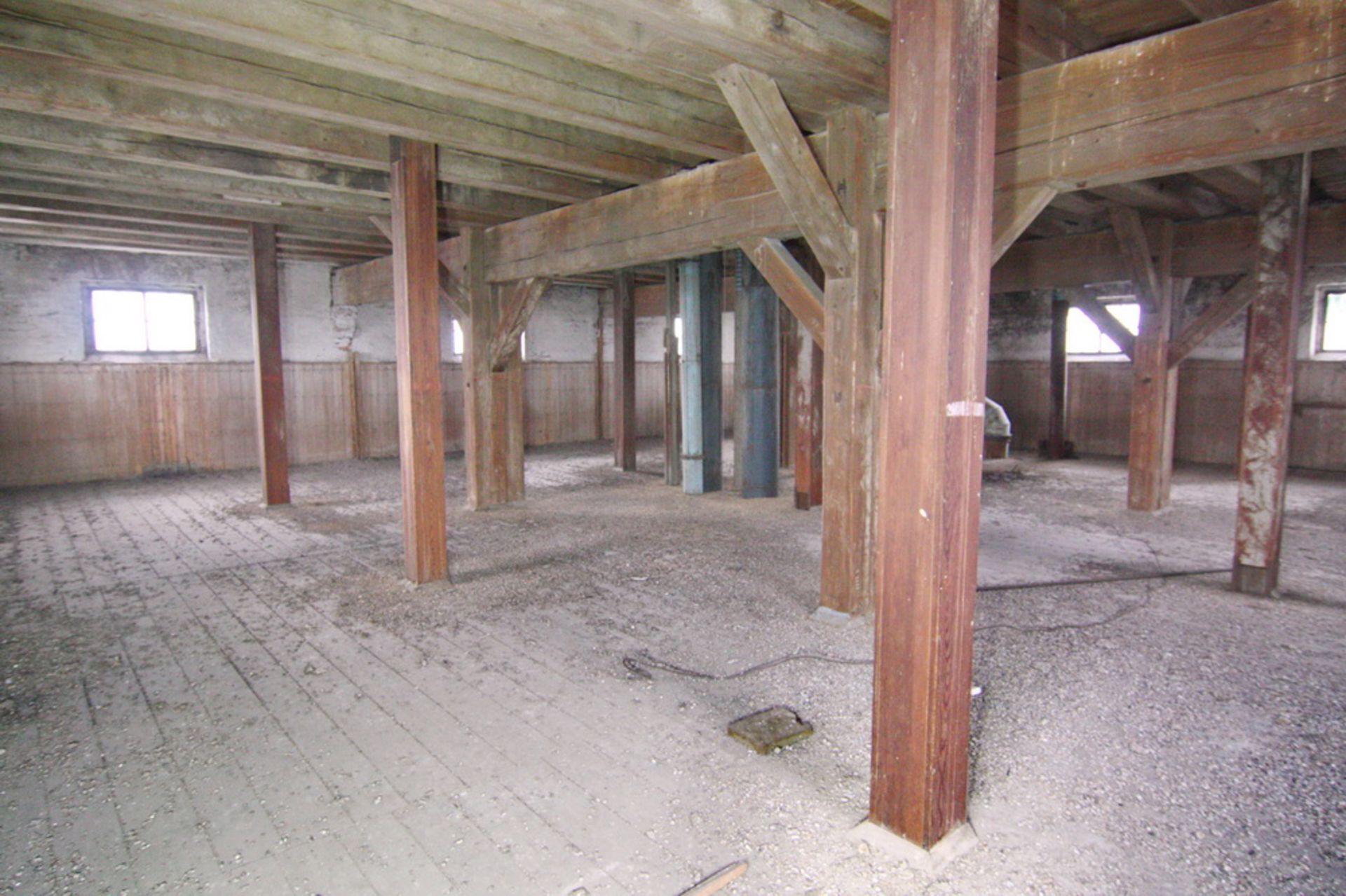 Five Storey gigantic ex-granary – Over 1,800 sqm build size! - Image 8 of 68