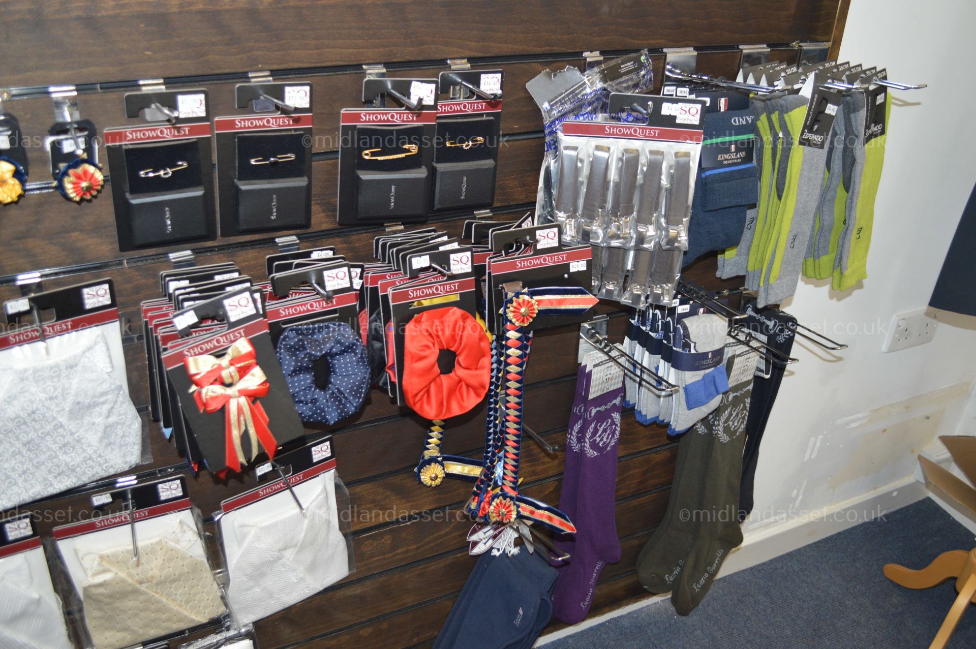 ENTIRE CONTENTS OF AN EQUESTRIAN SHOP - Image 42 of 66