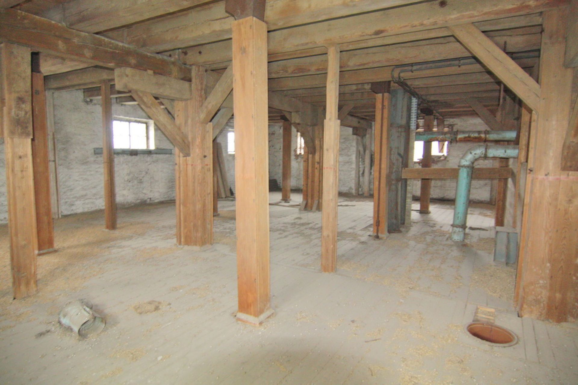 Five Storey gigantic ex-granary – Over 1,800 sqm build size! - Image 38 of 68