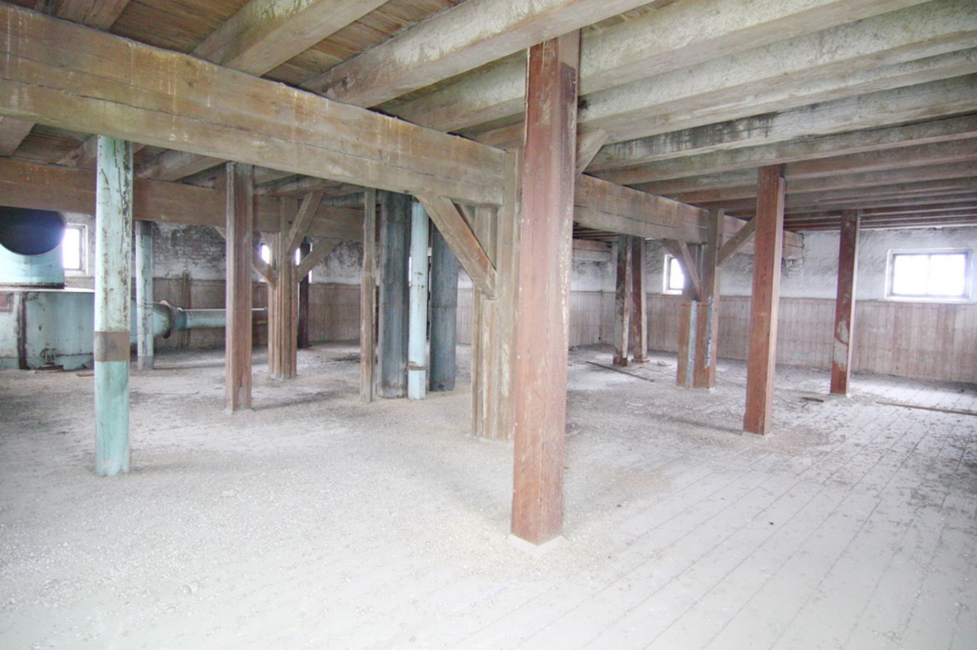 Five Storey gigantic ex-granary – Over 1,800 sqm build size! - Image 26 of 68