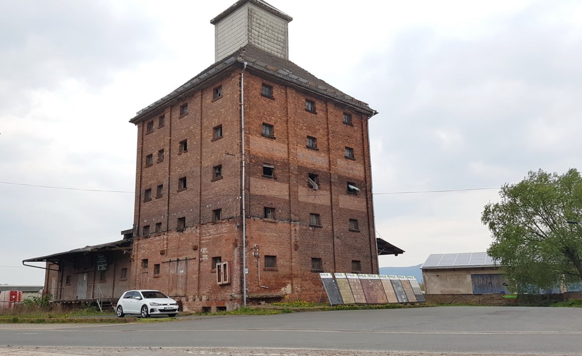 Five Storey gigantic ex-granary – Over 1,800 sqm build size! - Image 55 of 68