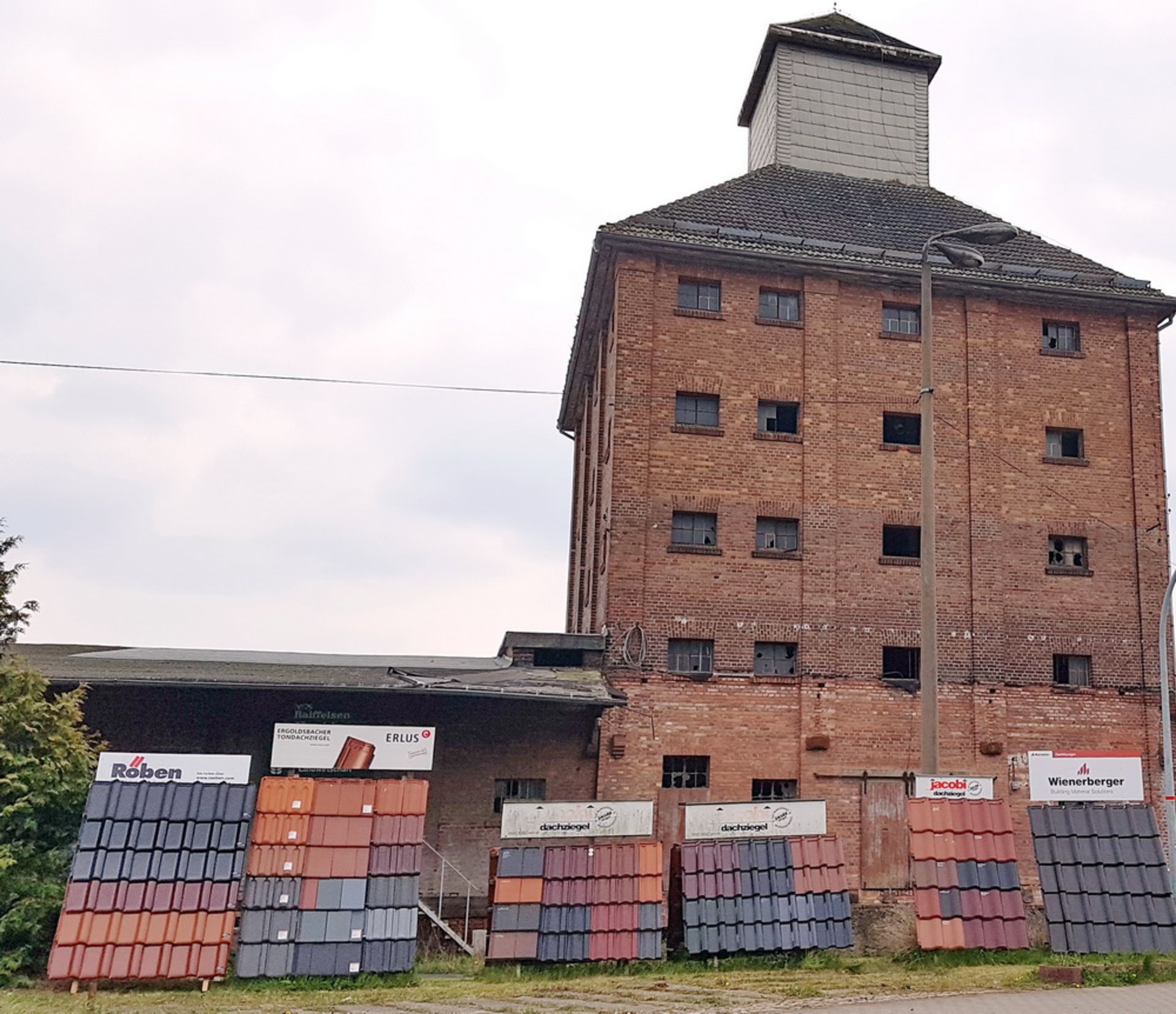 Five Storey gigantic ex-granary – Over 1,800 sqm build size! - Image 24 of 68