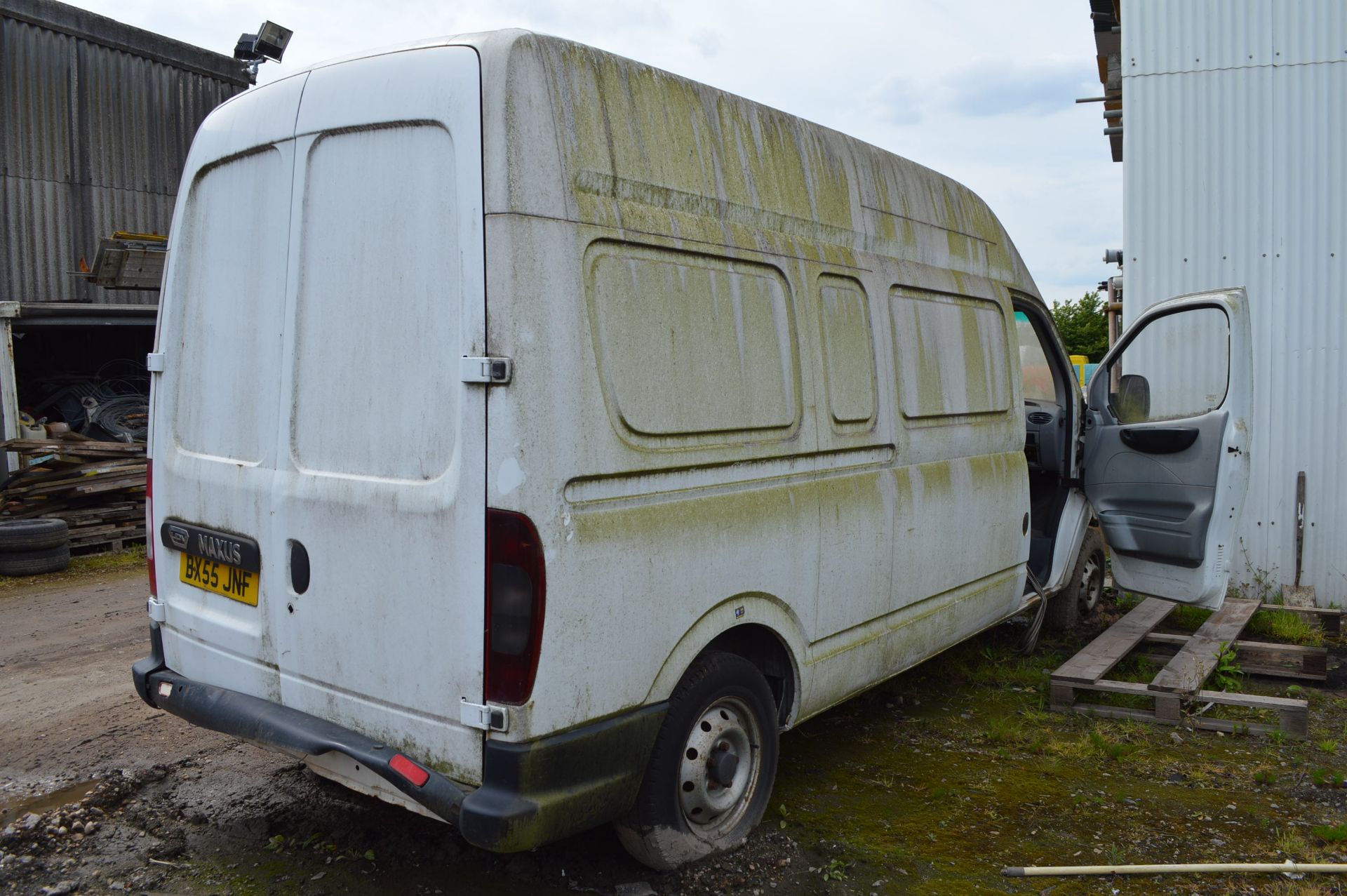 2005 LDV MAXUS LWB  VAN FOR SPARES, LOTS OF GOOD BITS LEFT. BUYER TO COLLECT COMPLETE.   STILL TOO - Image 5 of 8