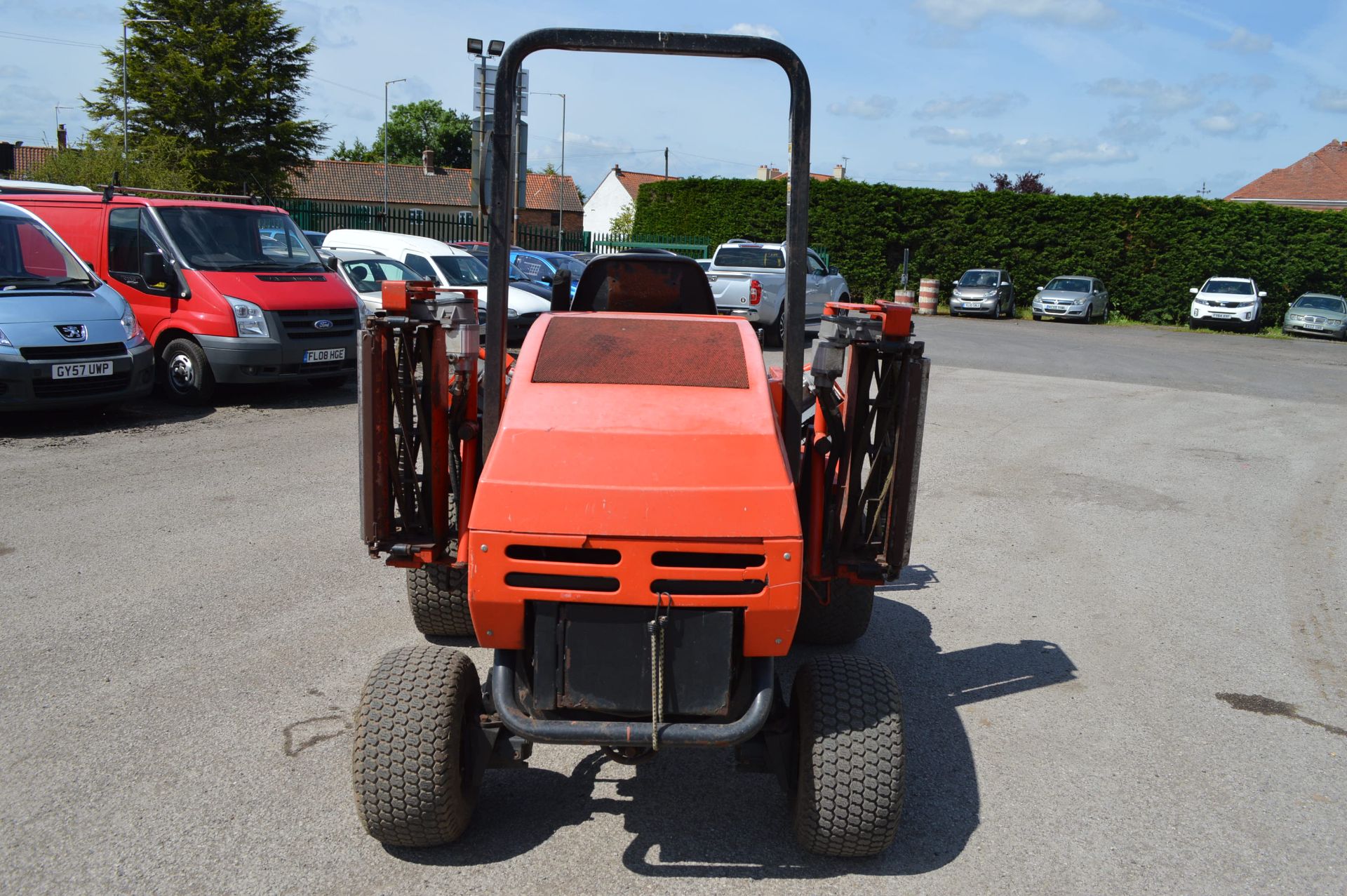 2008 JACOBSEN LF 3810 4WD KUBOTA DIESEL 5 GANG RIDE-ON LAWN MOWER *PLUS VAT* - Image 5 of 18