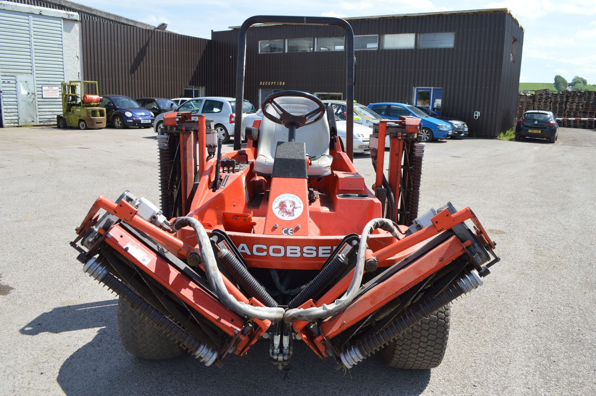 2008 JACOBSEN LF 3810 4WD KUBOTA DIESEL 5 GANG RIDE-ON LAWN MOWER *PLUS VAT* - Image 2 of 18