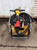 2014 JCB BEAVER POWER PACK WITH BREAKER AND CHISEL