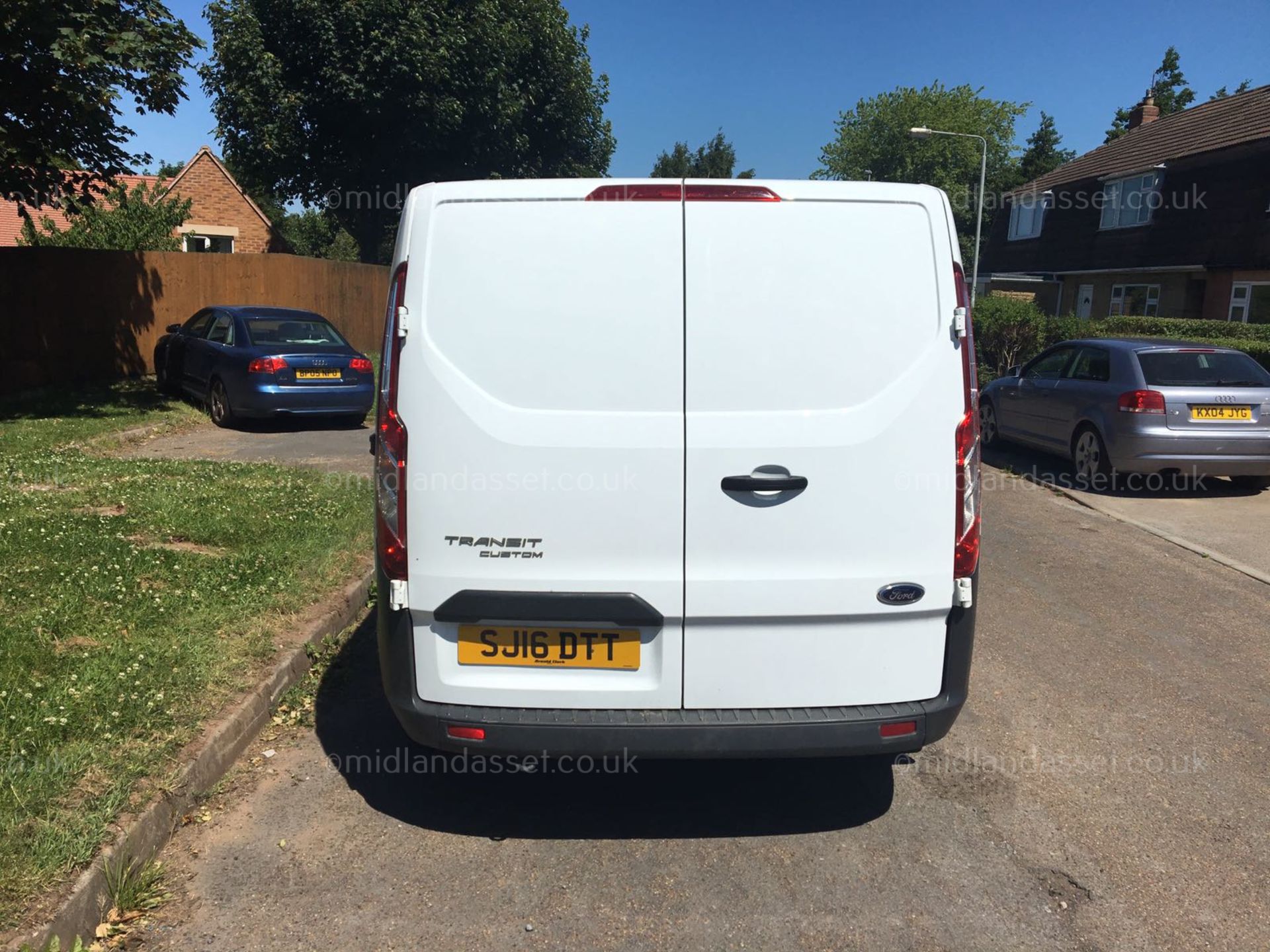 2016/16 REG FORD TRANSIT CUSTOM 290 ECO-TECH PANEL VAN ONE OWNER - Image 6 of 10