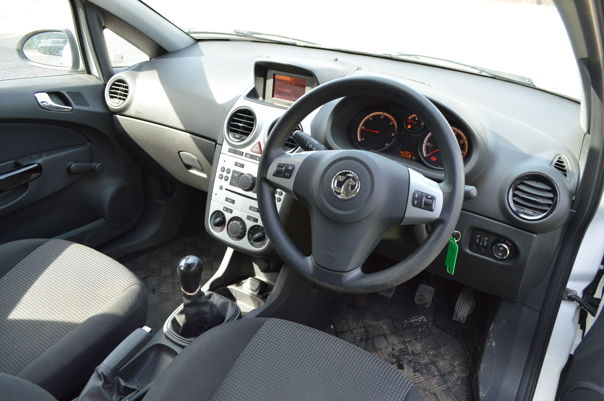 2012/12 REG VAUXHALL CORSA CDTI A/C, SHOWING 1 OWNER - Image 12 of 17