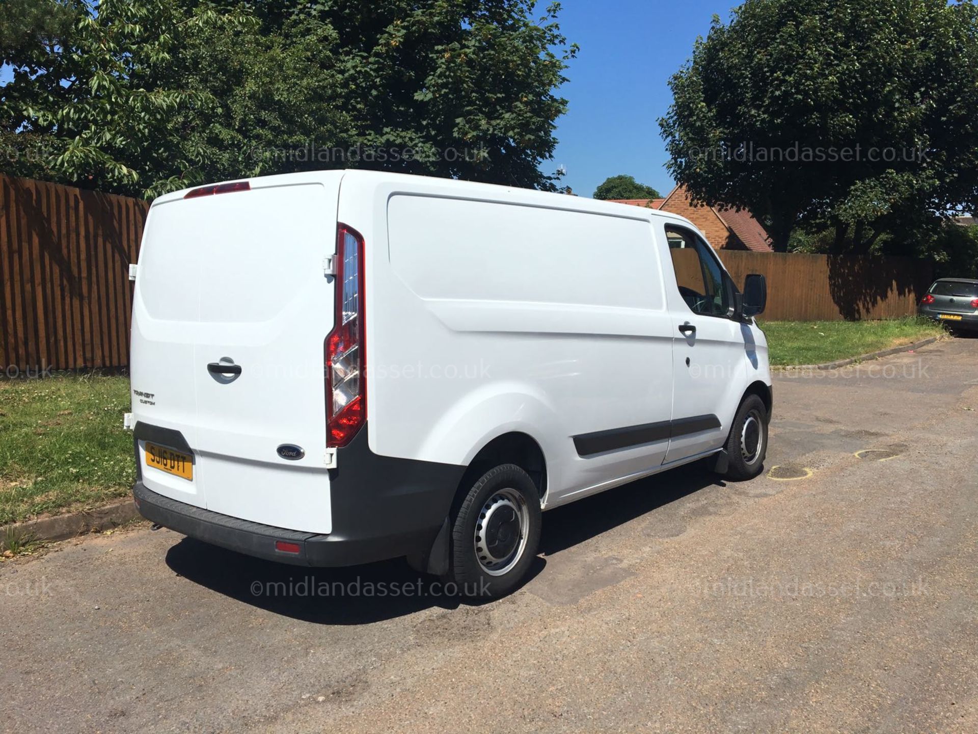 2016/16 REG FORD TRANSIT CUSTOM 290 ECO-TECH PANEL VAN ONE OWNER - Image 4 of 10