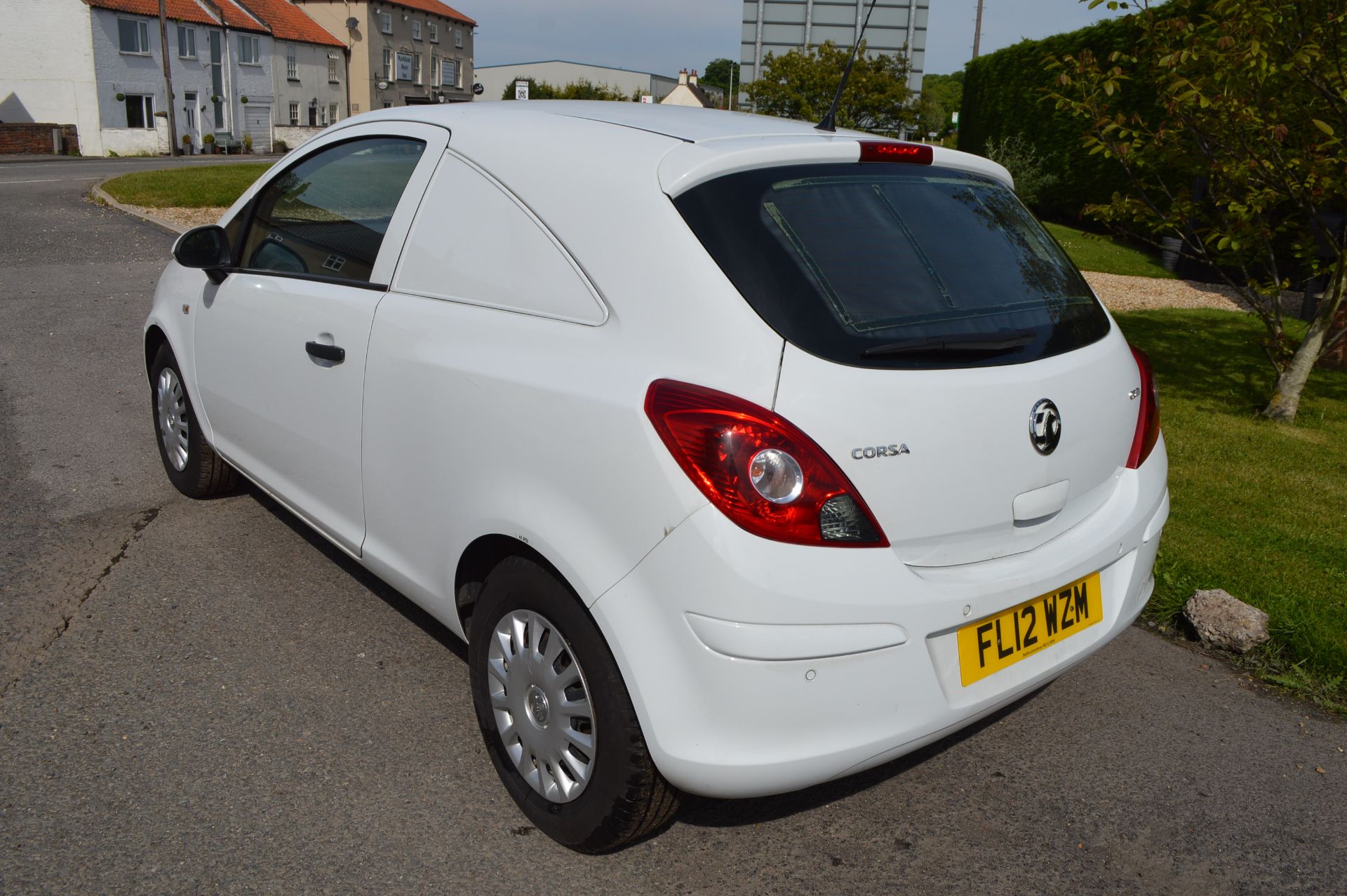 2012/12 REG VAUXHALL CORSA CDTI A/C, SHOWING 1 OWNER - Image 4 of 17