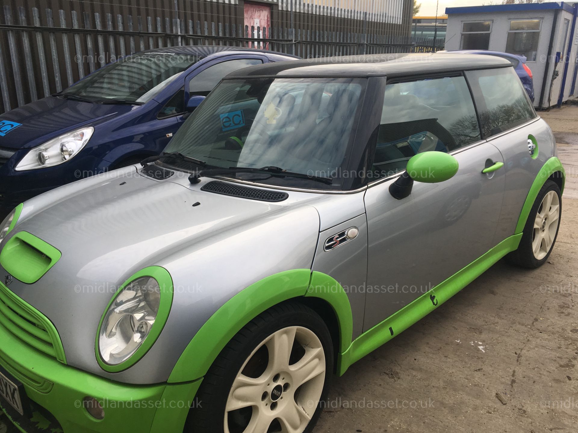 2003/03 REG MINI COOPER S 3 DOOR HATCHBACK - Image 4 of 8