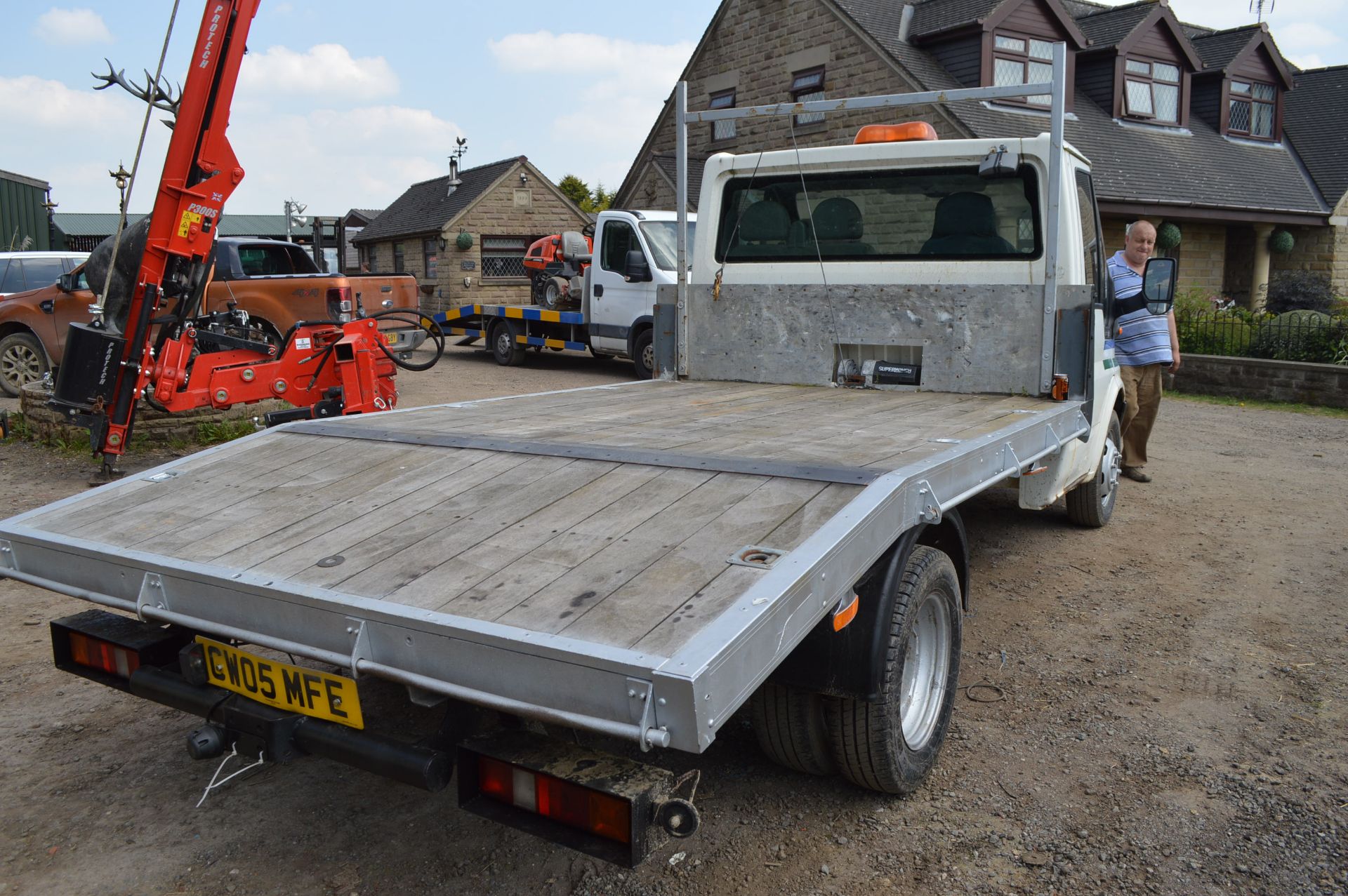 2005/05 REG FORD TRANSIT 350 MWB TURBO DIESEL BEAVERTAIL *PLUS VAT* - Image 4 of 9