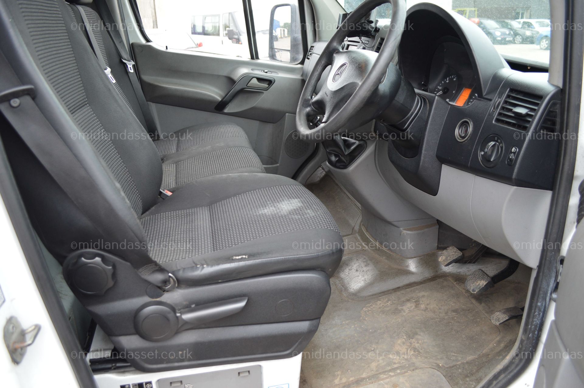 2008/58 REG MERCEDES SPRINTER 311 CDI LWB BOX VAN WITH TAIL LIFT - Image 10 of 15