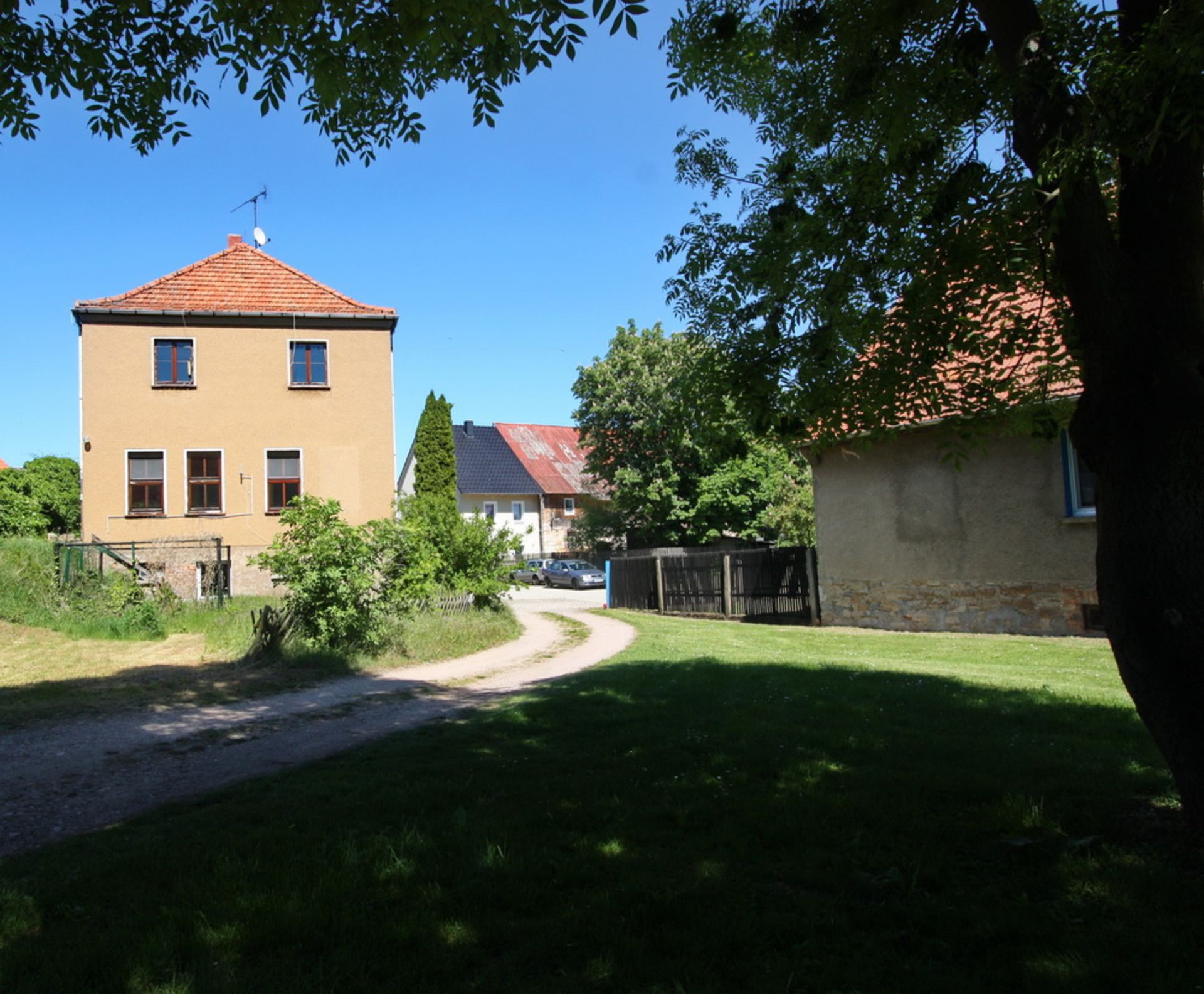 LARGE HOUSING BLOCK IN HORNSOMMEM, GERMANY - READY TO MOVE INTO - Image 67 of 91