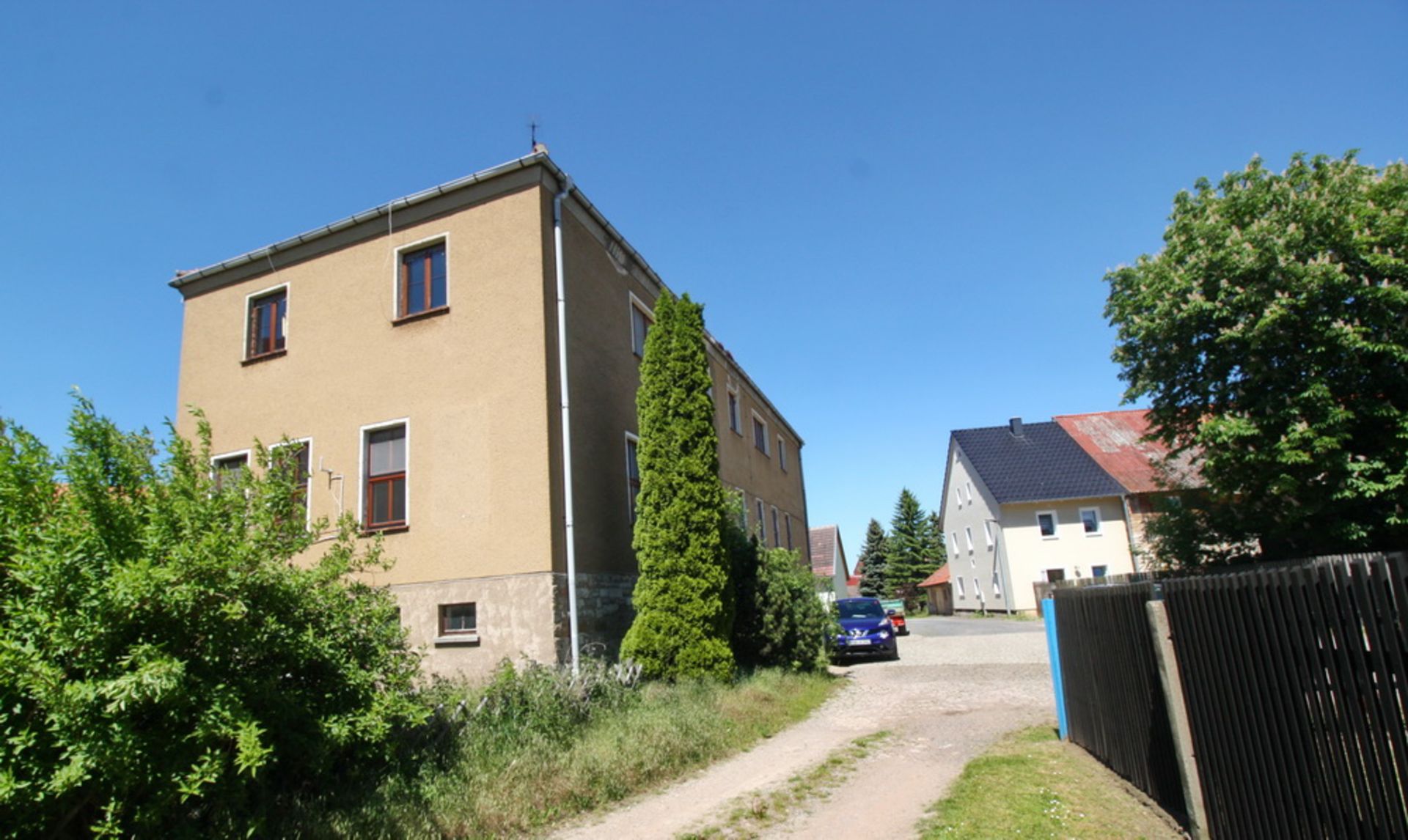 LARGE HOUSING BLOCK IN HORNSOMMEM, GERMANY - READY TO MOVE INTO - Image 26 of 91