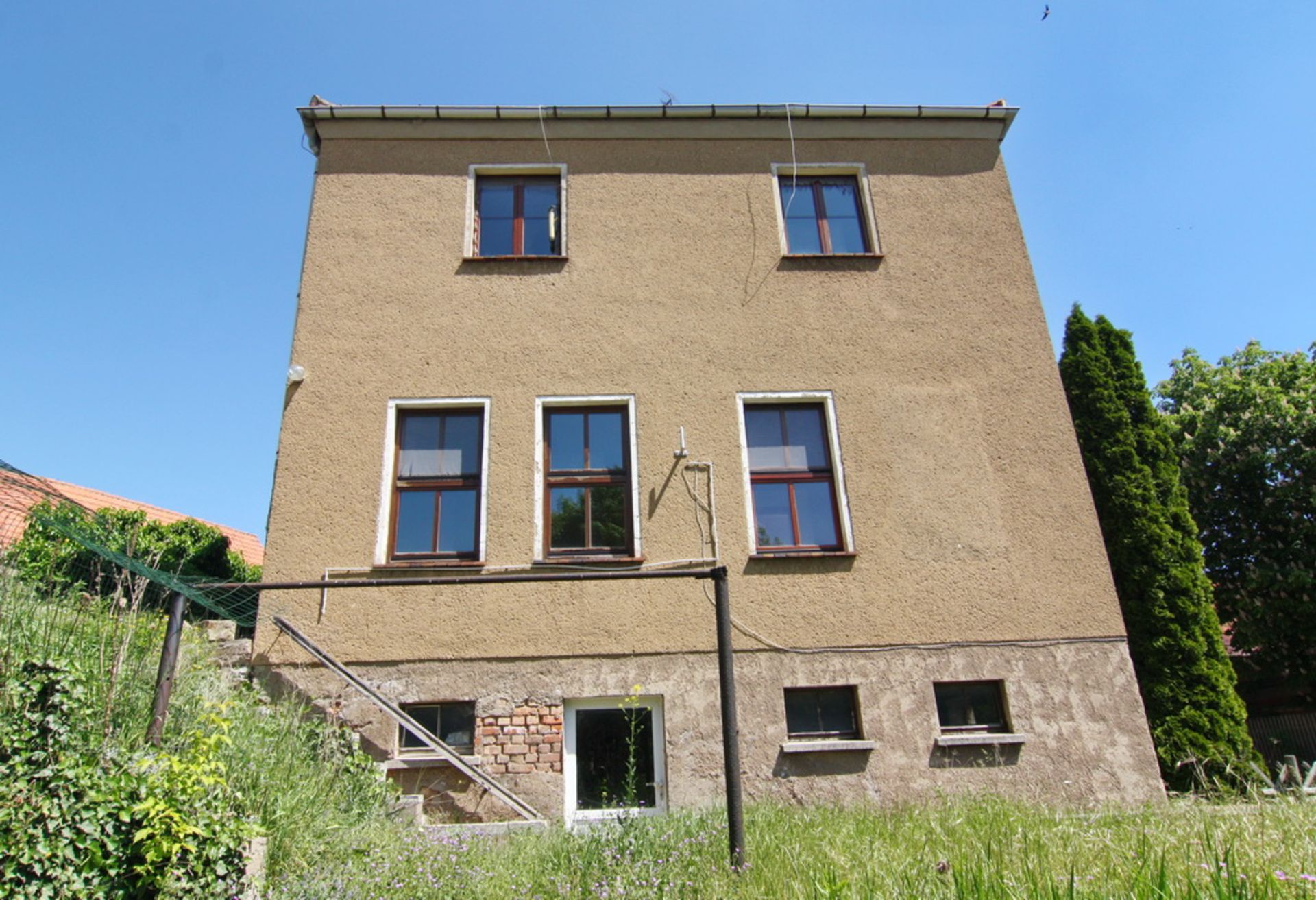 LARGE HOUSING BLOCK IN HORNSOMMEM, GERMANY - READY TO MOVE INTO - Image 9 of 91