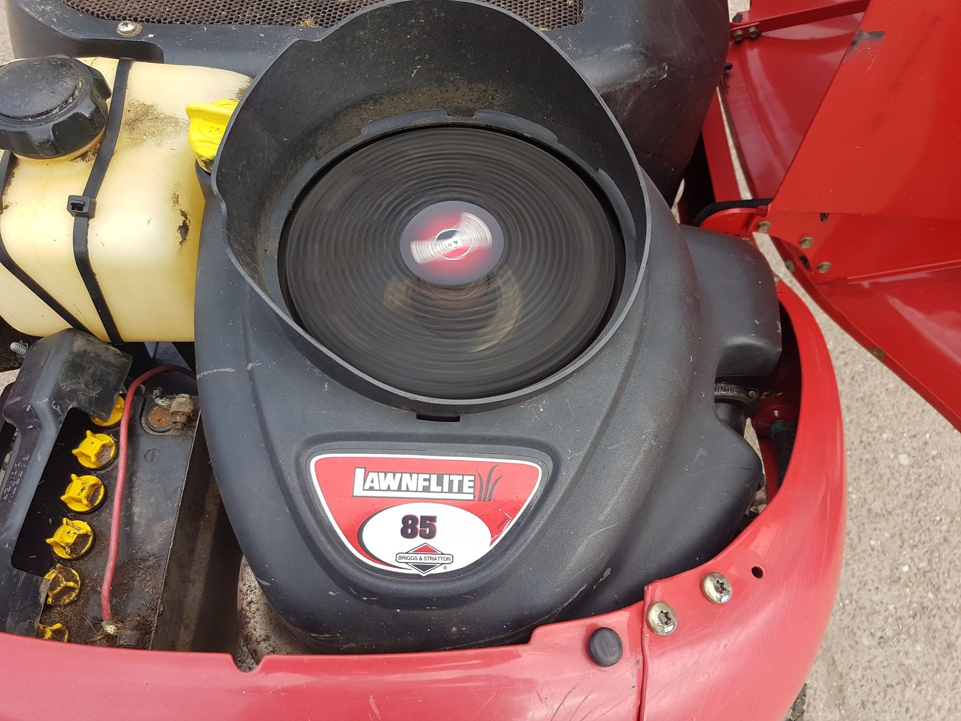 2006 LAWNFLITE 503 RIDE-ON LAWN MOWER - Image 11 of 14