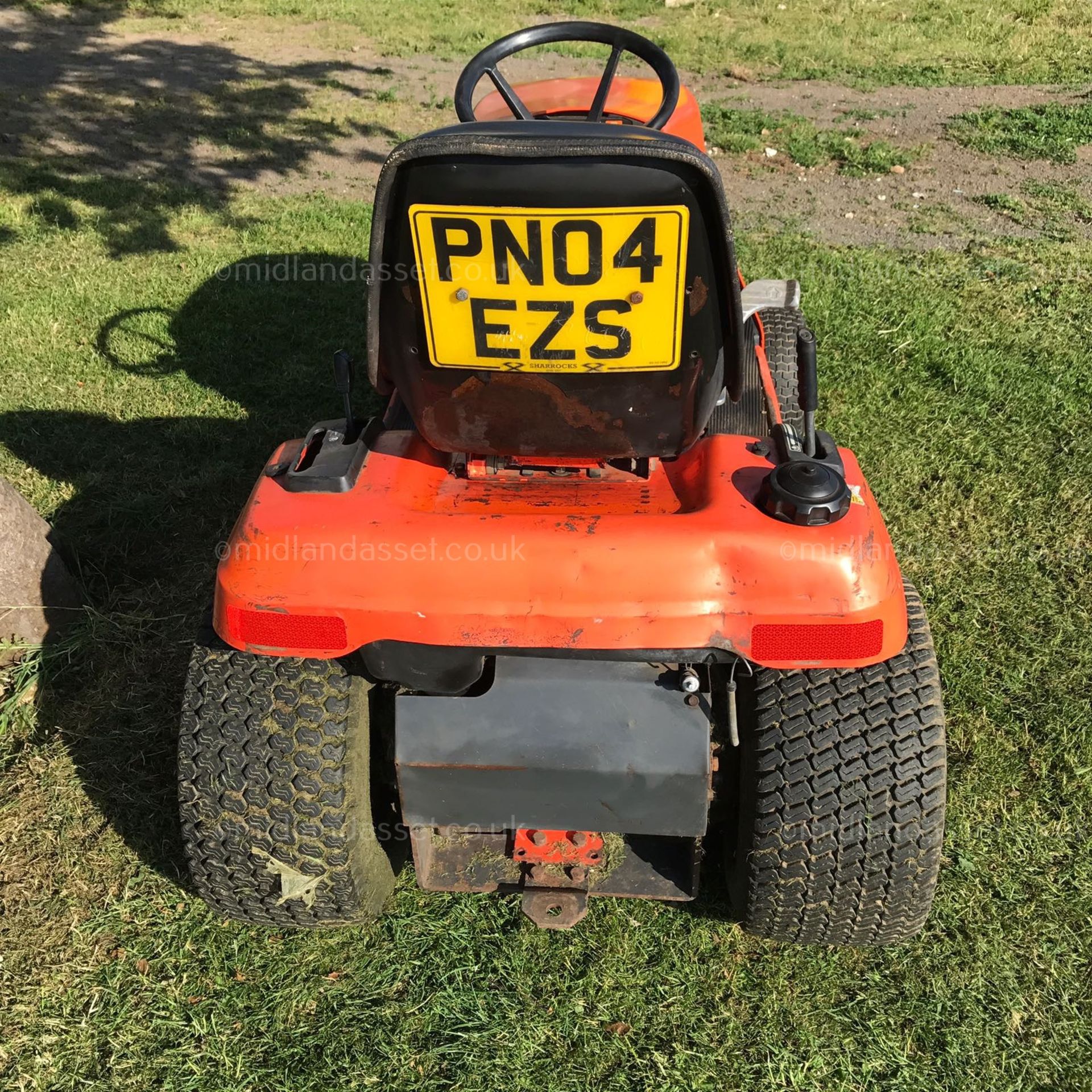 2003 KUBOTA G2160 RIDE ON MOWER - Image 3 of 7