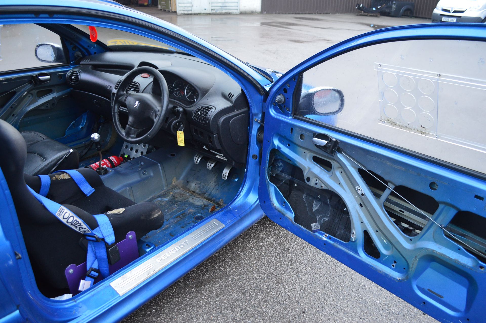 2003/03 REG PEUGEOT 206 GTI 180HP FAST TRACK DAY CAR  HAS THE 'VAN' PANELS FITTED INSTEAD OF REAR - Image 10 of 14
