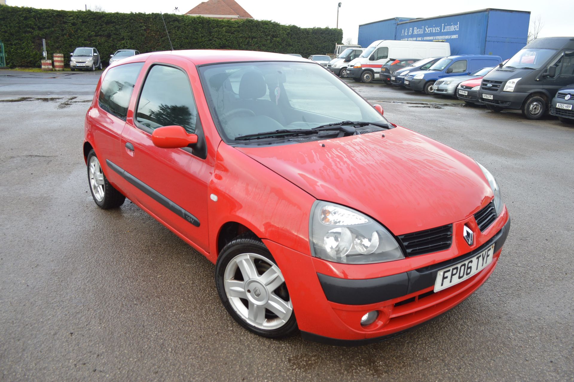 2006/06 REG RENAULT CLIO CAMPUS SPORT *NO VAT*   DATE OF REGISTRATION: 11TH MAY 2006 MOT: 5TH AUGUST