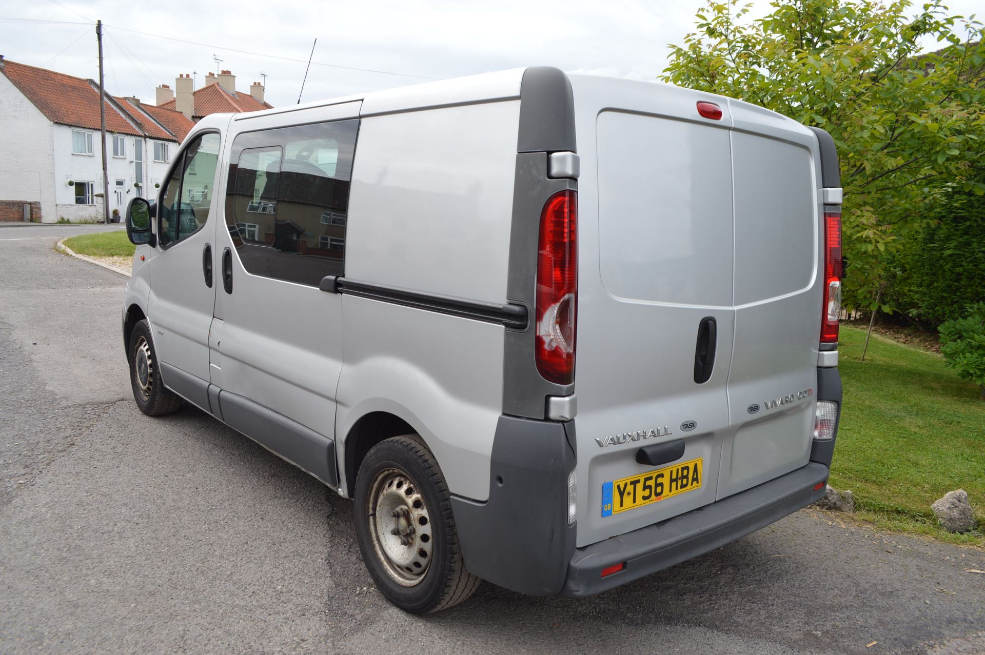 2007/56 REG VAUXHALL VIVARO 2900 DOUBLE CAB SWB 6 SEATER VAN - Image 4 of 14