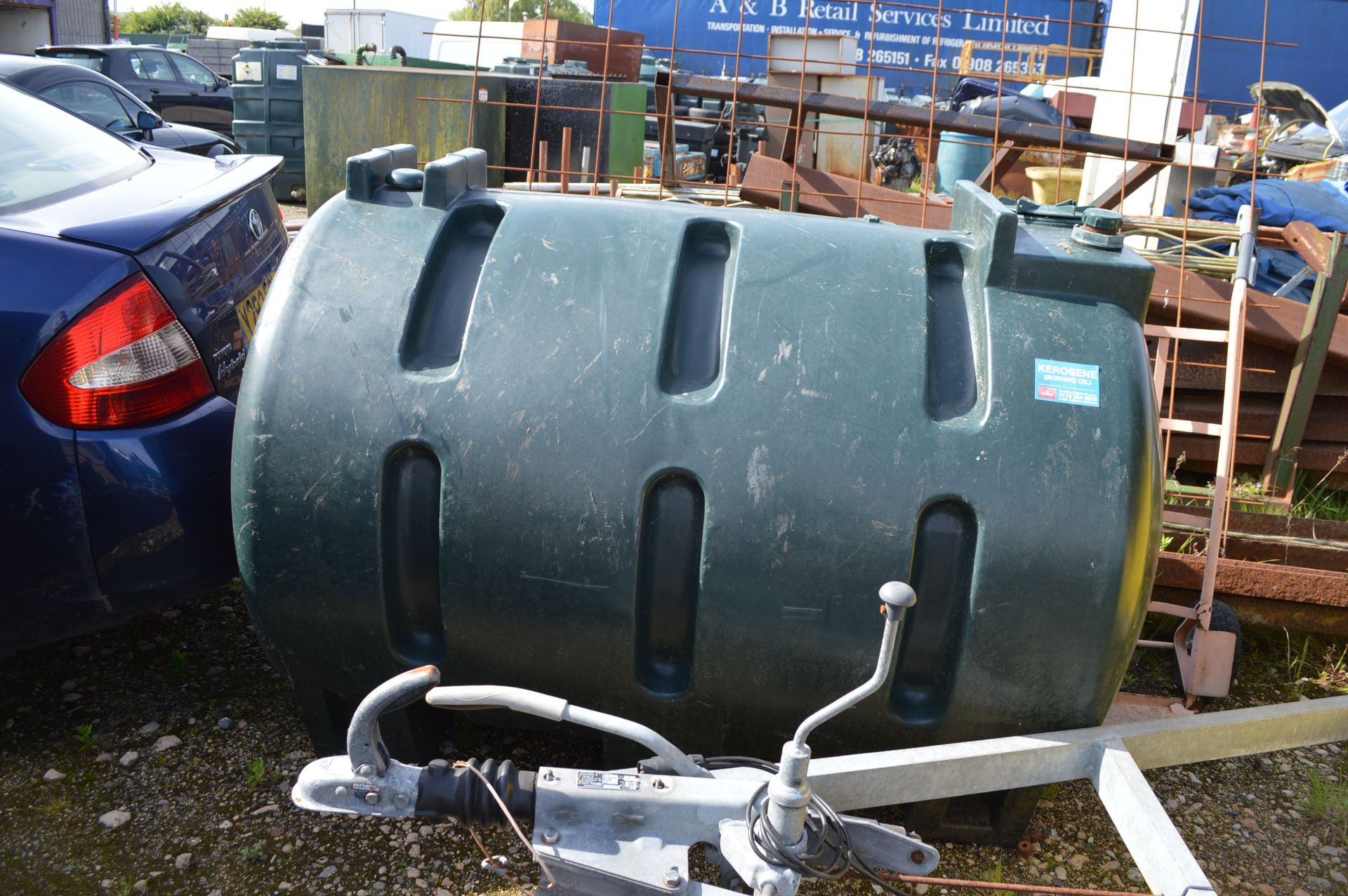 x16 VARIOUS SIZED FUEL TANKS, NO RESERVE - Image 8 of 9