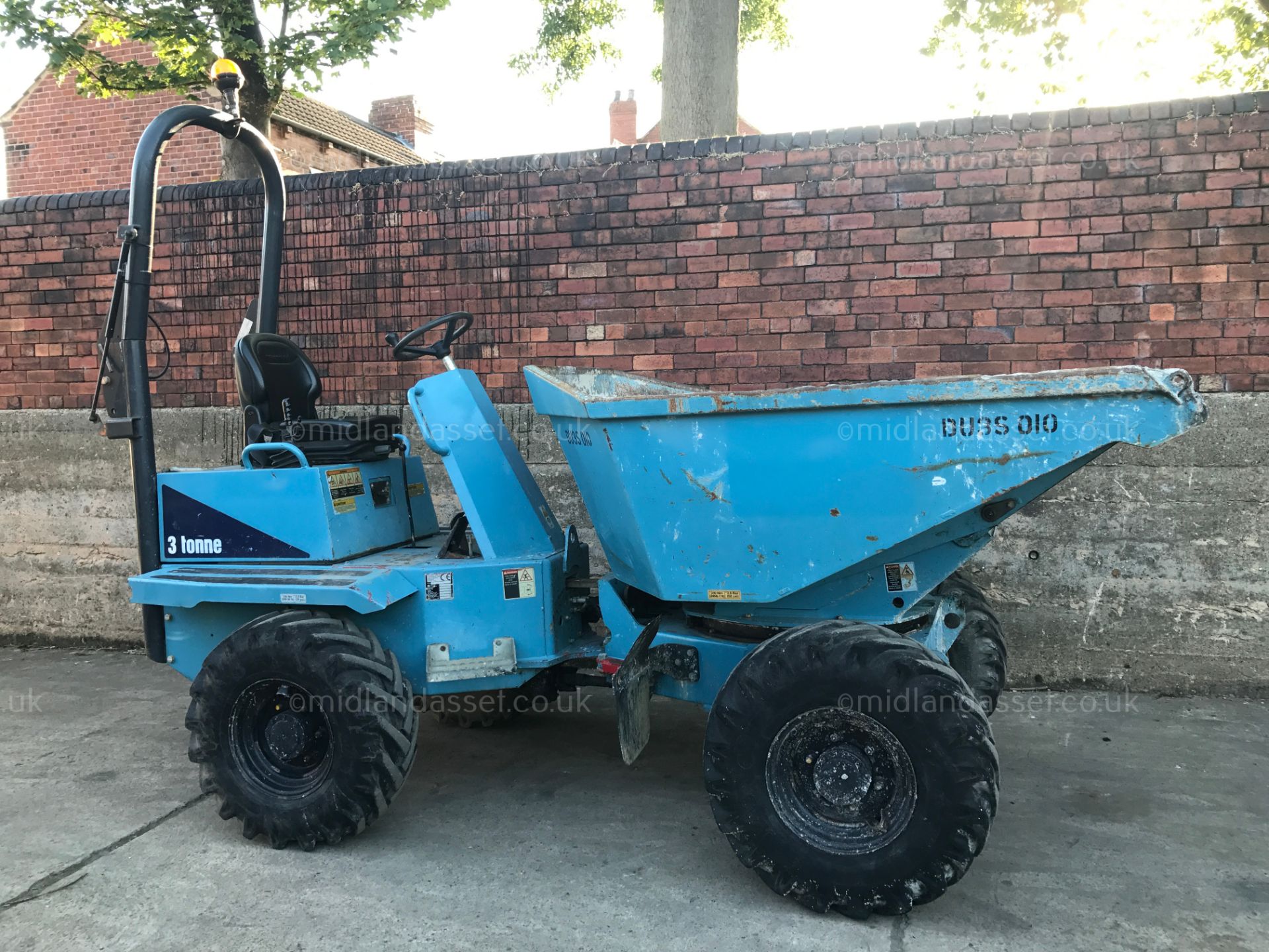 2008 THWAITES 3 TONNE SWIVEL SKIP DUMPER - Image 2 of 8