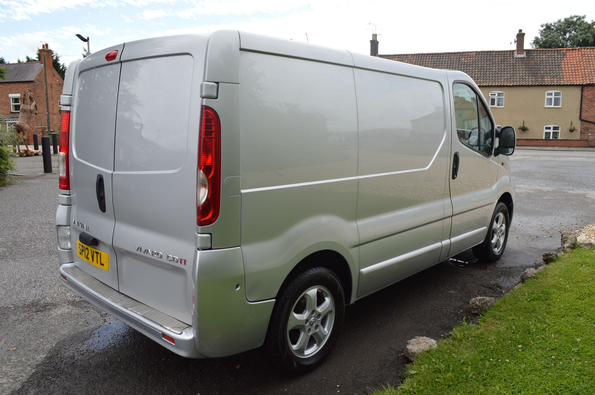 2012/12 REG VAUXHALL VIVARO 2700 SPORTIVE CDTI, SHOWING 2 FORMER KEEPERS *NO VAT* - Image 6 of 20