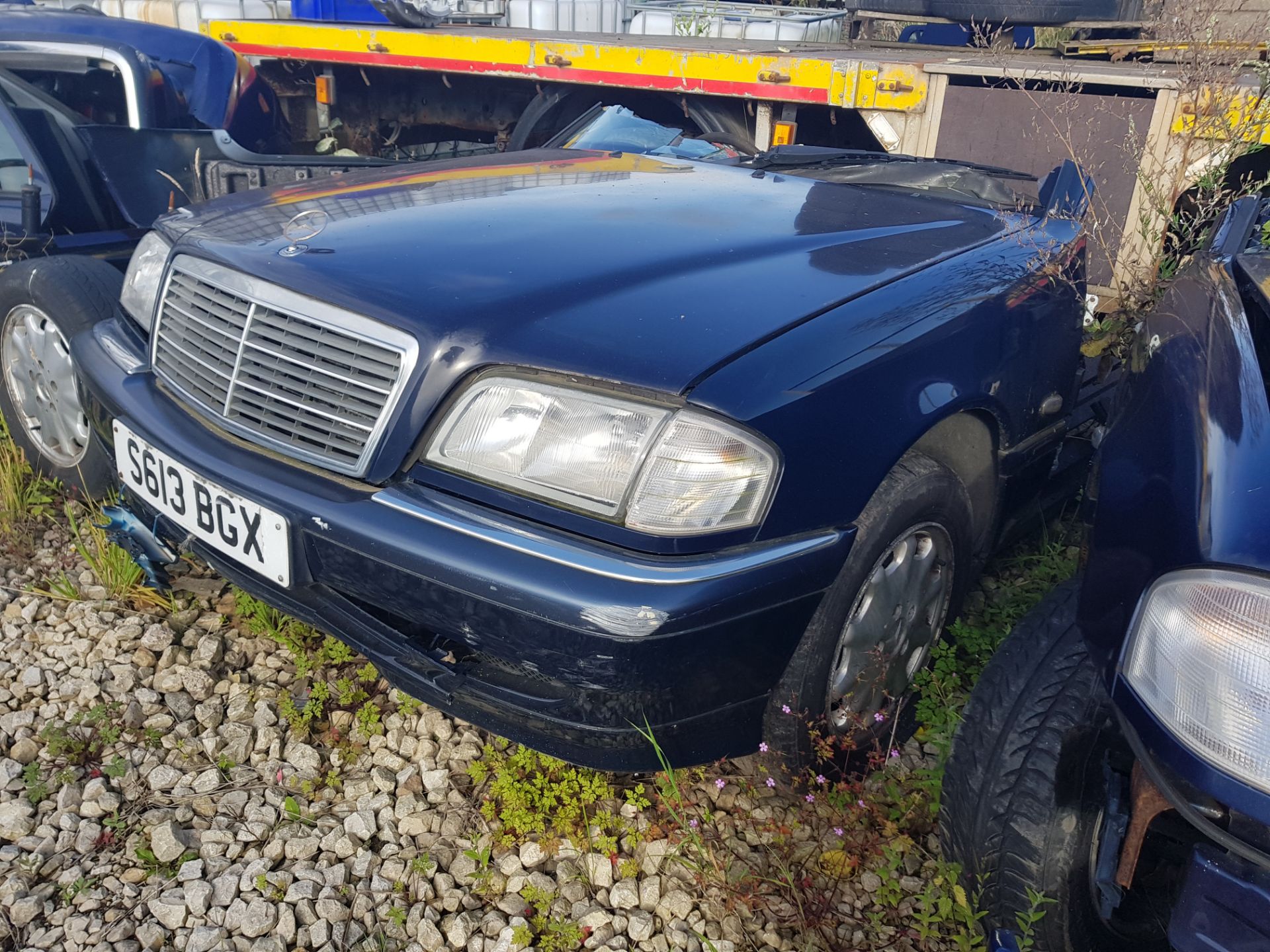 X2 FRONT ENDS OF A MERCEDES C240 ELEGANCE AUTOMATIC, 2.4 PETROL ENGINE *NO VAT* - Image 2 of 7