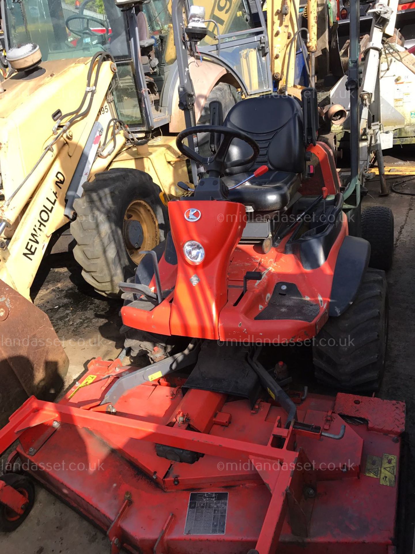 2011 KUBOTA F2880 UPFRONT ROTARY MOWER - Image 4 of 5