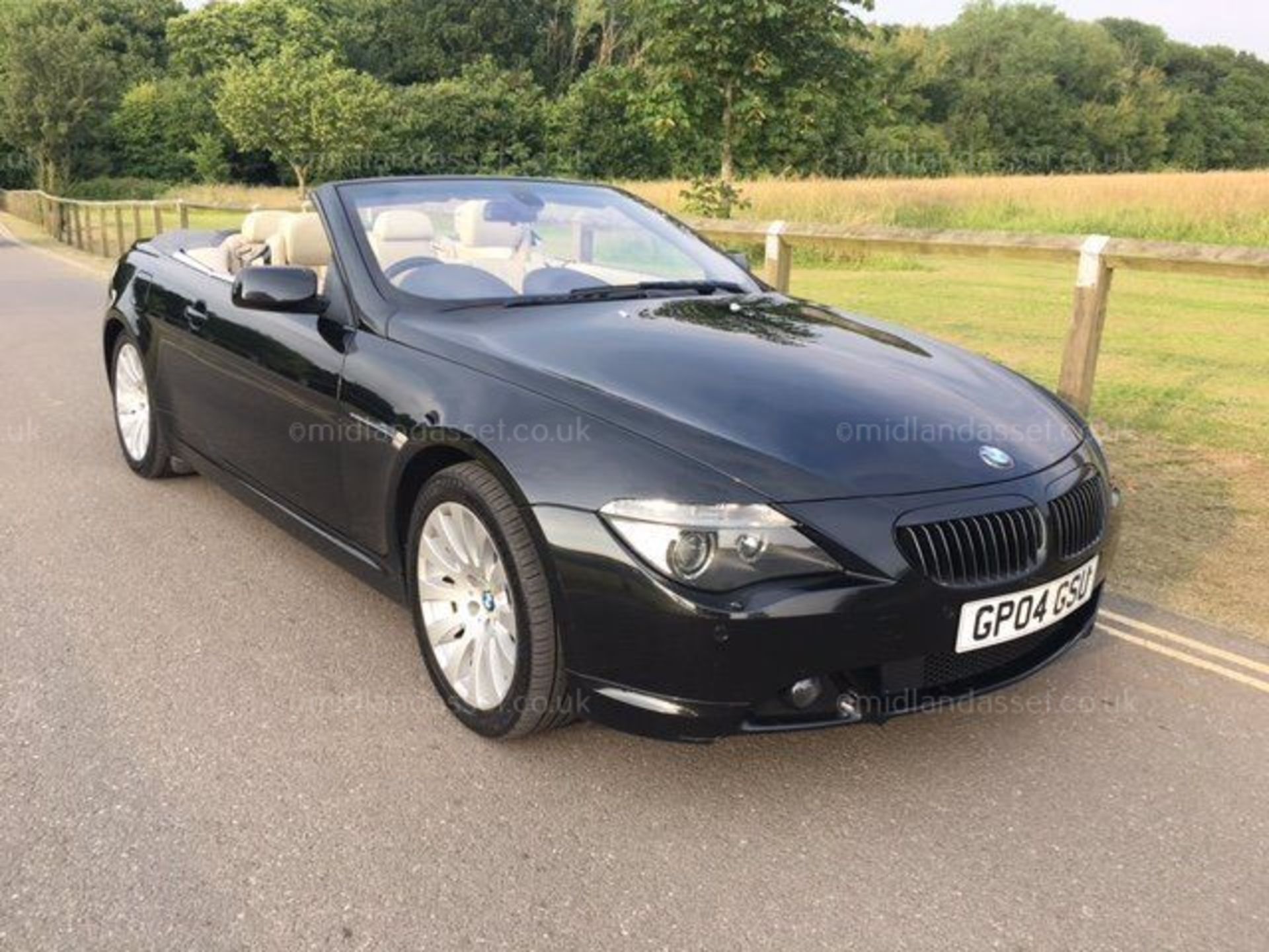 2004/04 REG BMW 645 CI AUTO CONVERTIBLE - Image 2 of 9