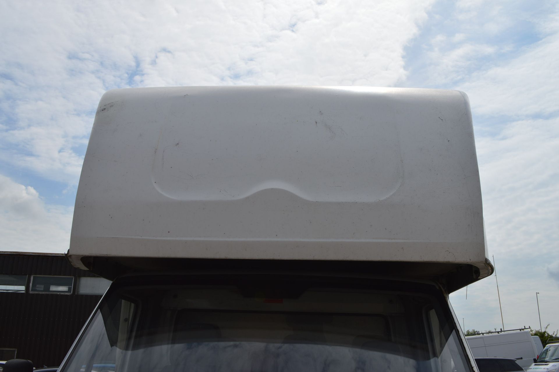 MERCEDES SPRINTER REAR BOX BODY / SHELL - WITH TAIL LIFT *NO VAT* - Image 2 of 12