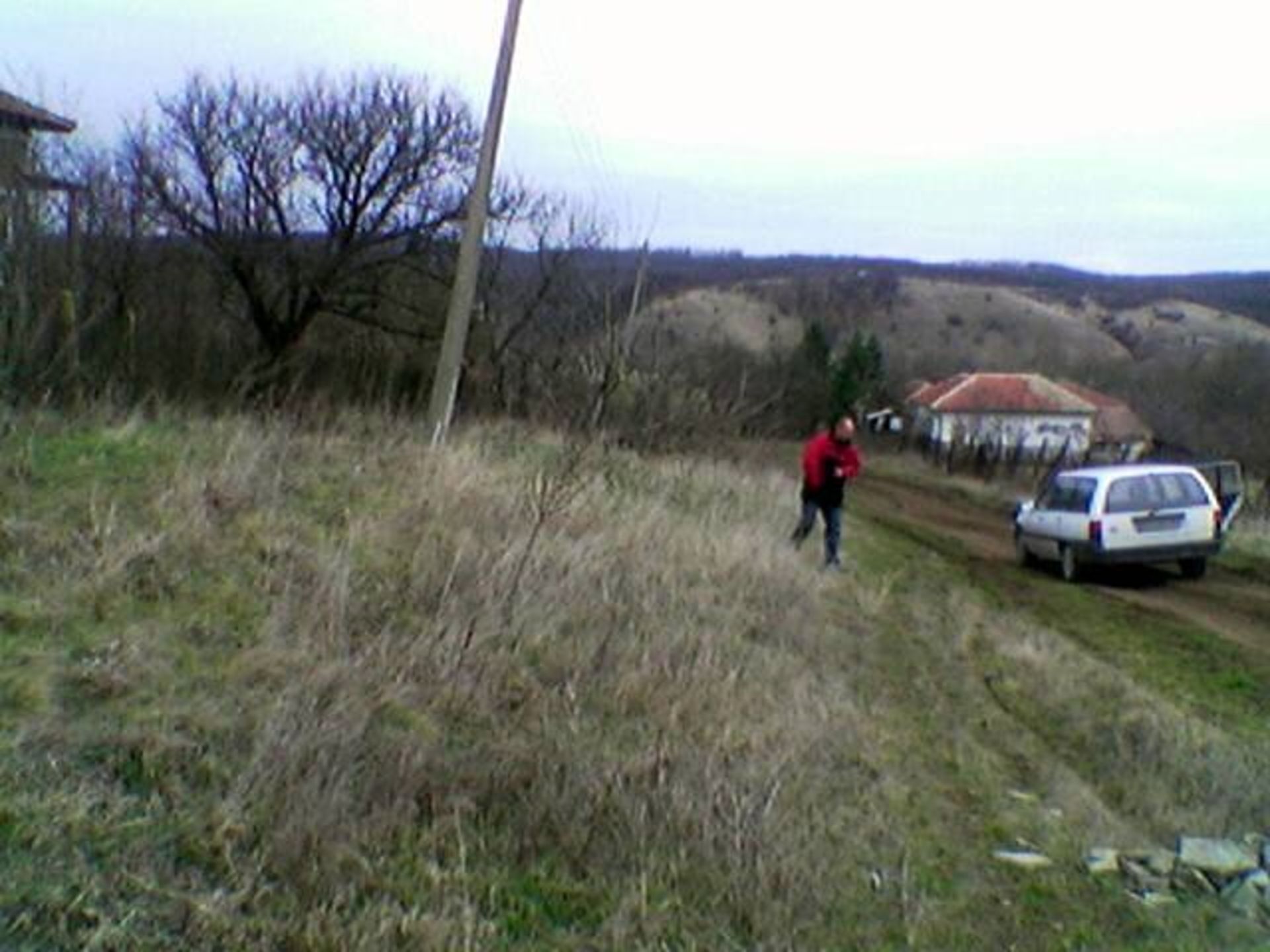 VALCHEK, VIDIN, BULGARIA FREEHOLD HOUSE 1/3 ACRE WITH DEEDS - Image 7 of 9