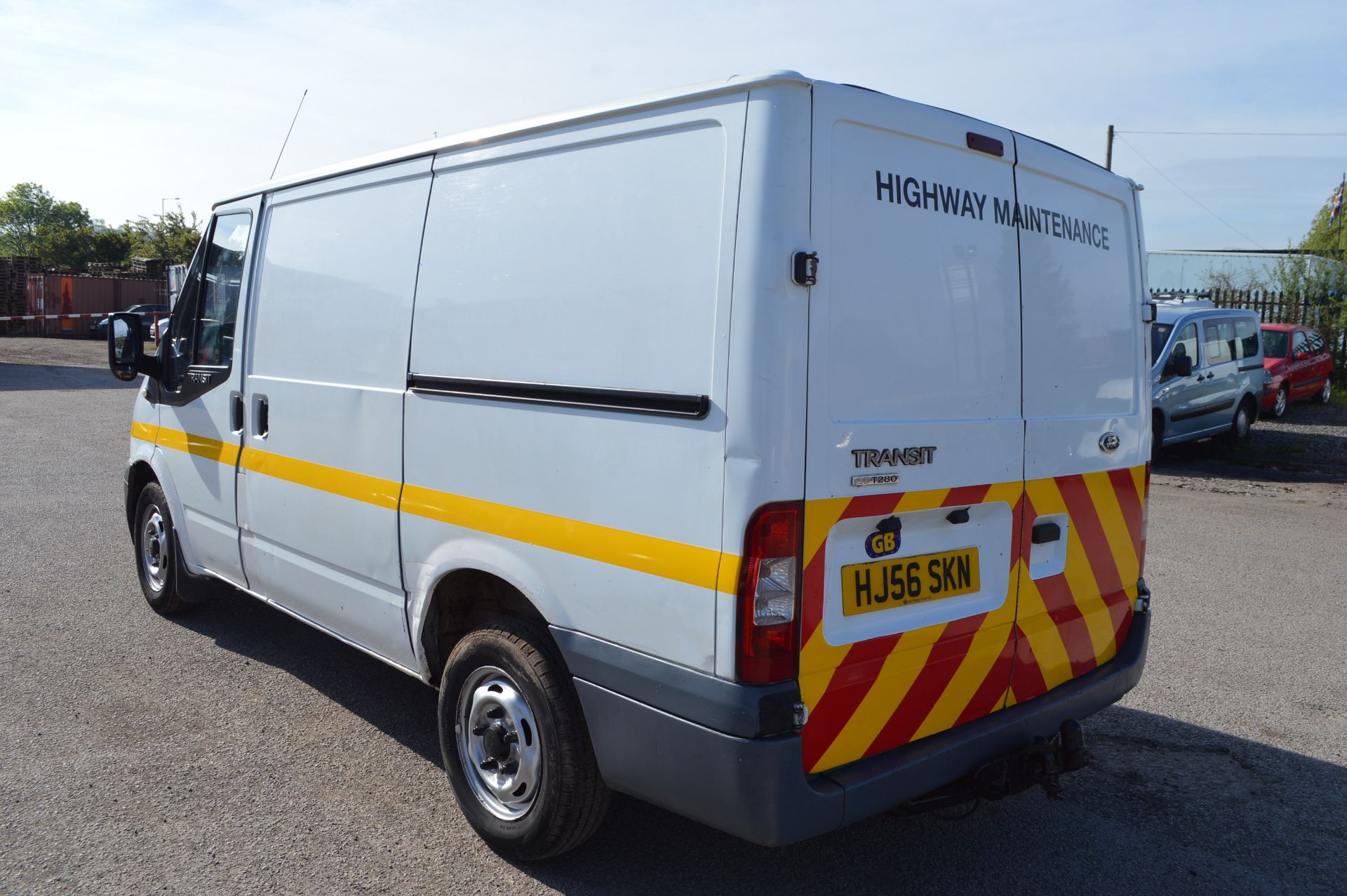 2006/56 REG FORD TRANSIT 85 T280S FWD, 5 SPEED MANUAL - Image 4 of 19