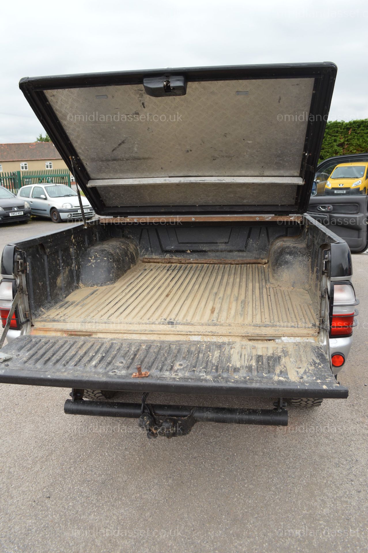 2001/51 REG MITSUBISHI L200 L200 2.5TD 4LIFE 4WD PICK-UP - Image 13 of 23