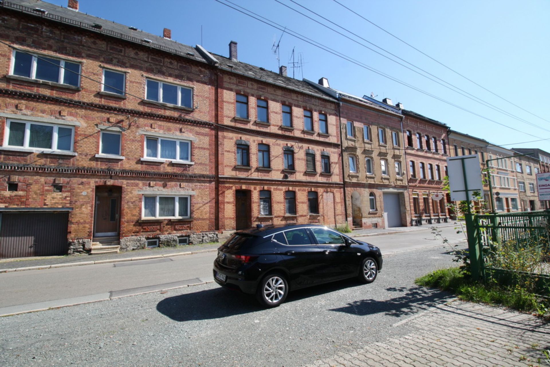 LARGE APARTMENT BLOCK IN GREIZ, GERMANY - Image 23 of 54