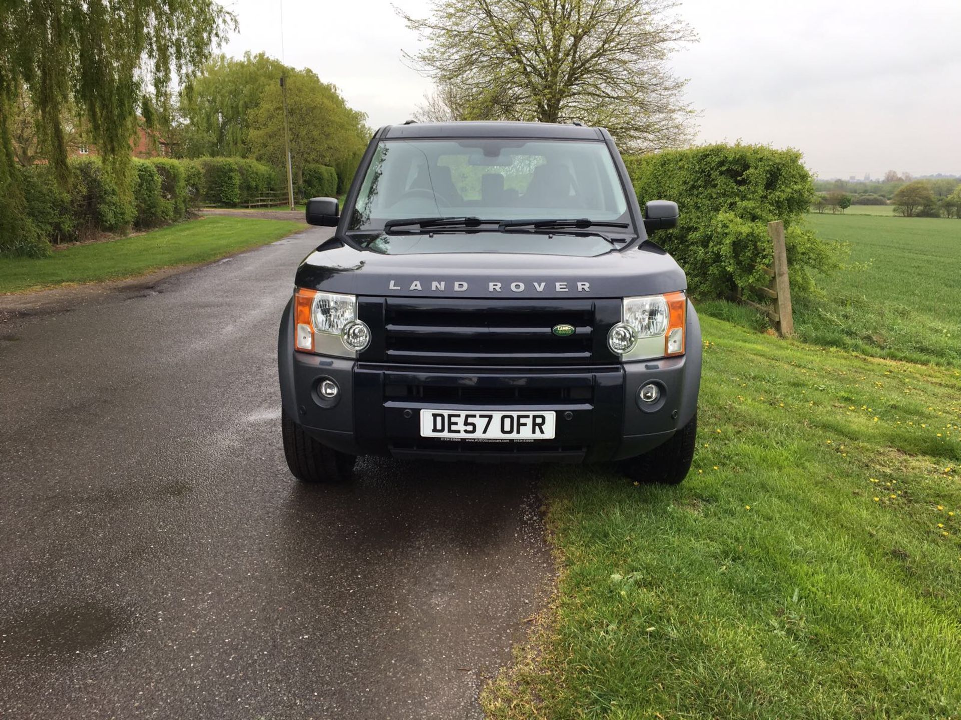 KB - 2007/57 REG LAND ROVER DISCOVERY 3 TDV6 SE AUTOMATIC, SAT NAV, AIR CON, HEATED SEATS ETC   DATE - Image 2 of 16