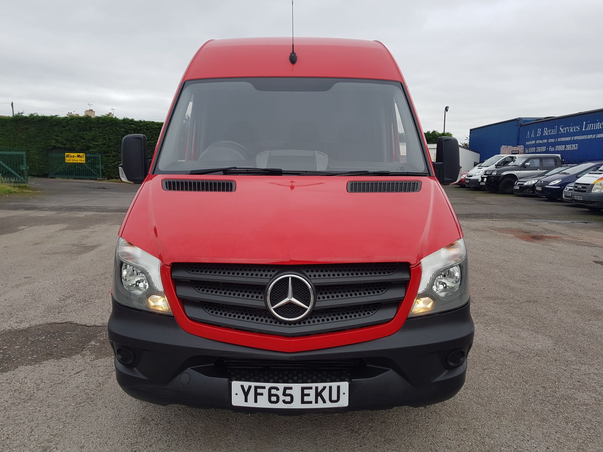 2015/65 REG MERCEDES-BENZ SPRINTER 313 CDI RED, SHOWING 1 OWNER, ONLY 28K MILES! *NO VAT* - Image 2 of 28