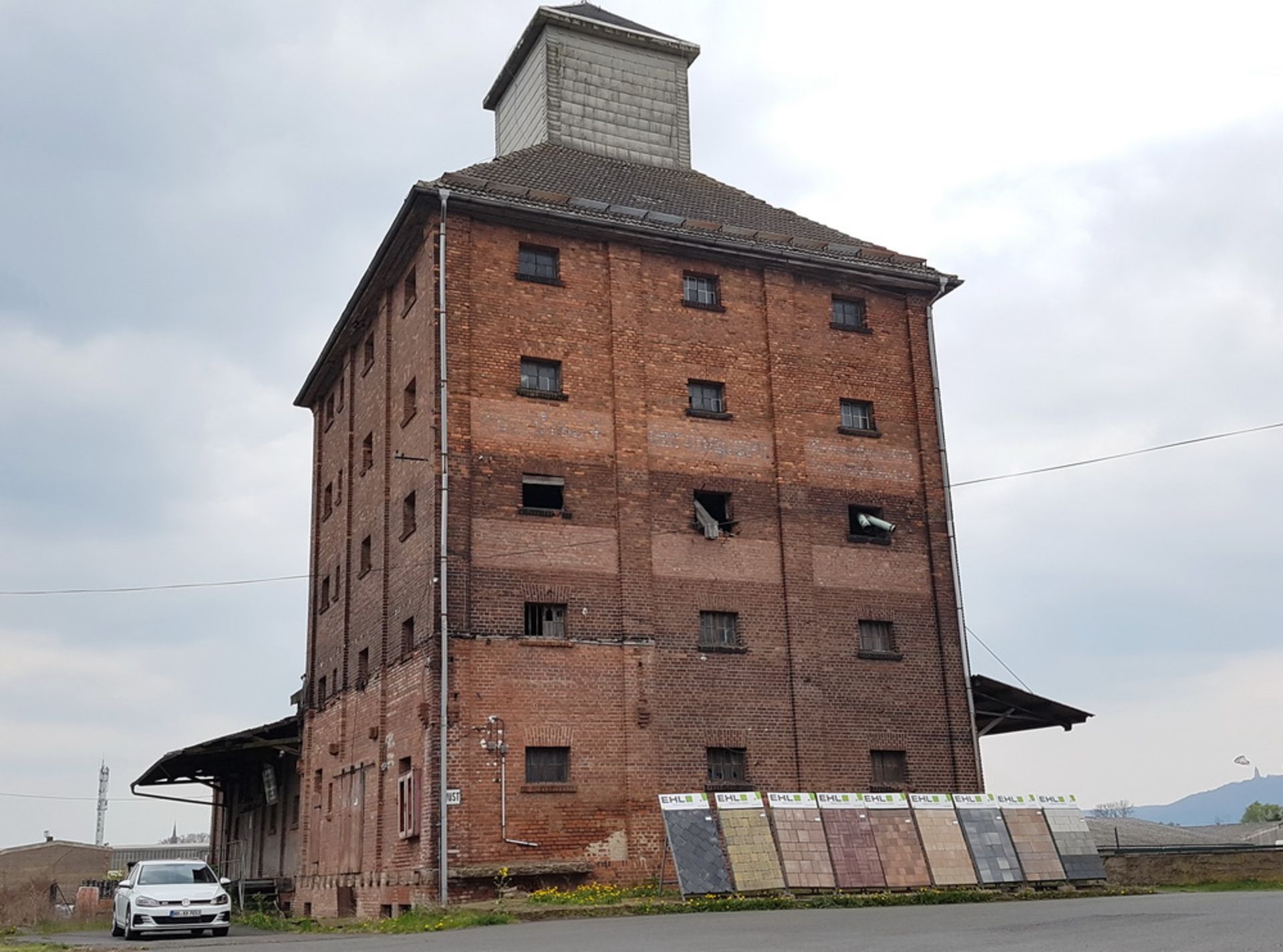 Five Storey gigantic ex-granary – Over 1,800 sqm build size! - Image 6 of 43