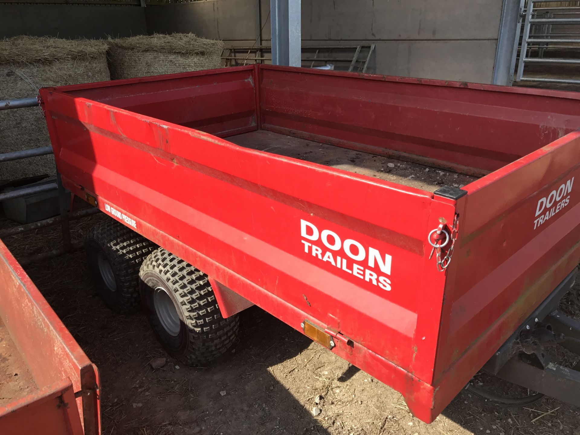 RED DOON TWIN AXLE TIPPER TRAILER *PLUS VAT* - Image 3 of 4