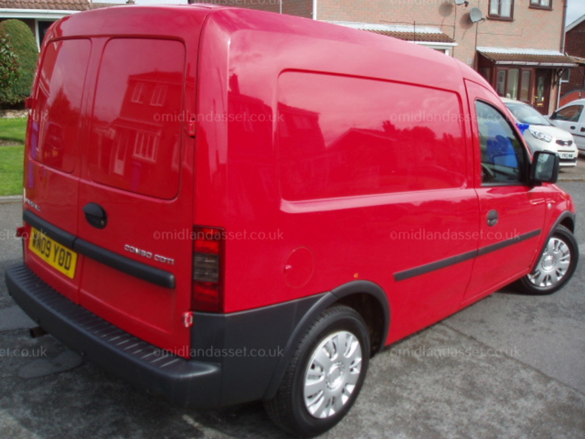 2009 VAUXHALL COMBO 1700 CDTI CAR DERIVED VAN ONE OWNER FULL SERVICE HISTORY - Image 6 of 12