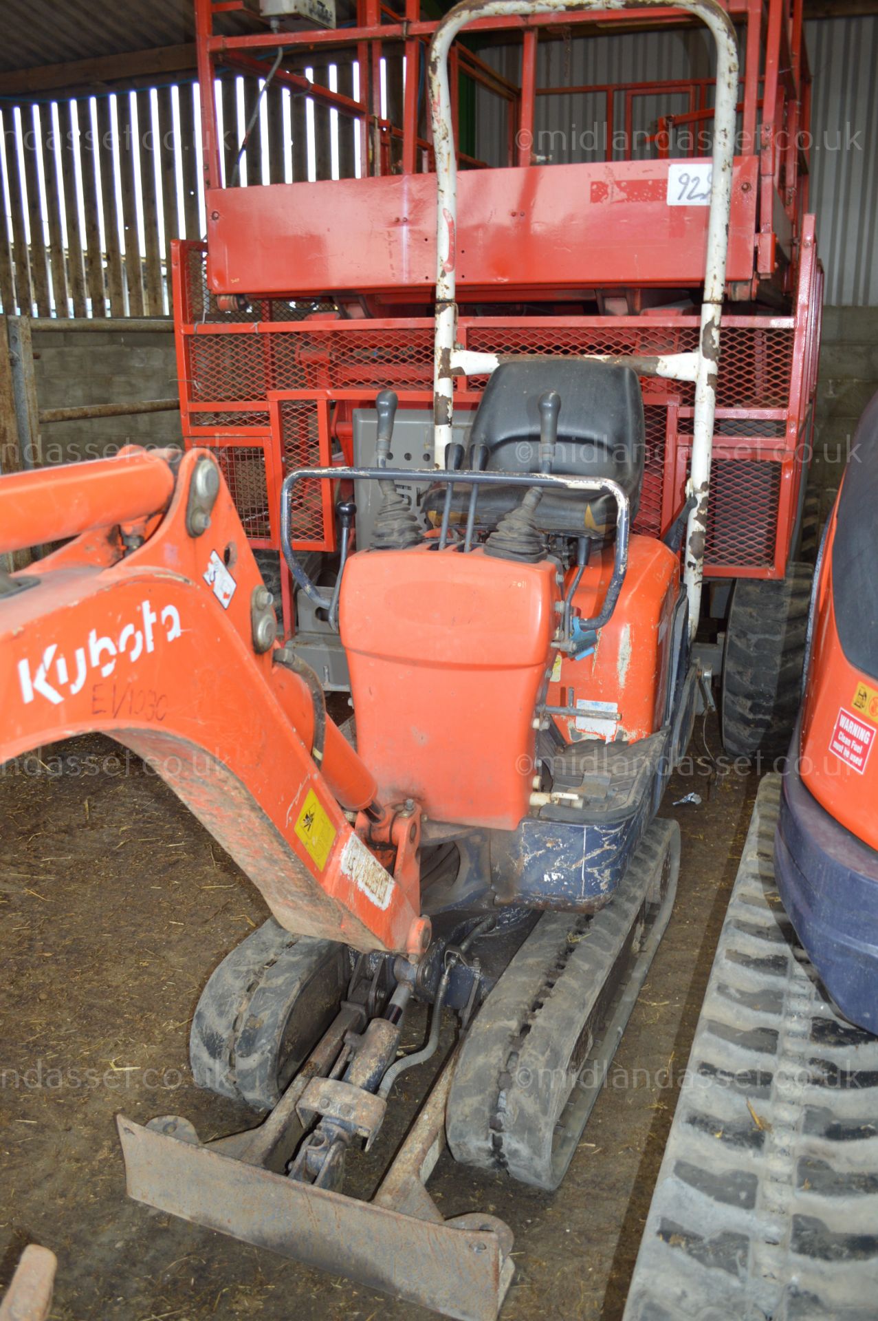 KUBOTA K008 MICRO DIGGER - Image 3 of 6